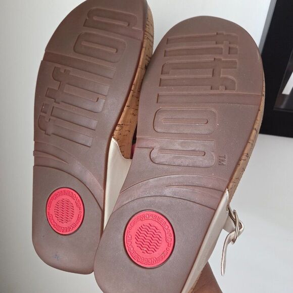 EUC FITFLOP WHITE LEATHER UPPER COMFY SLIPPERS SIZE 9 - Picture 14 of 15